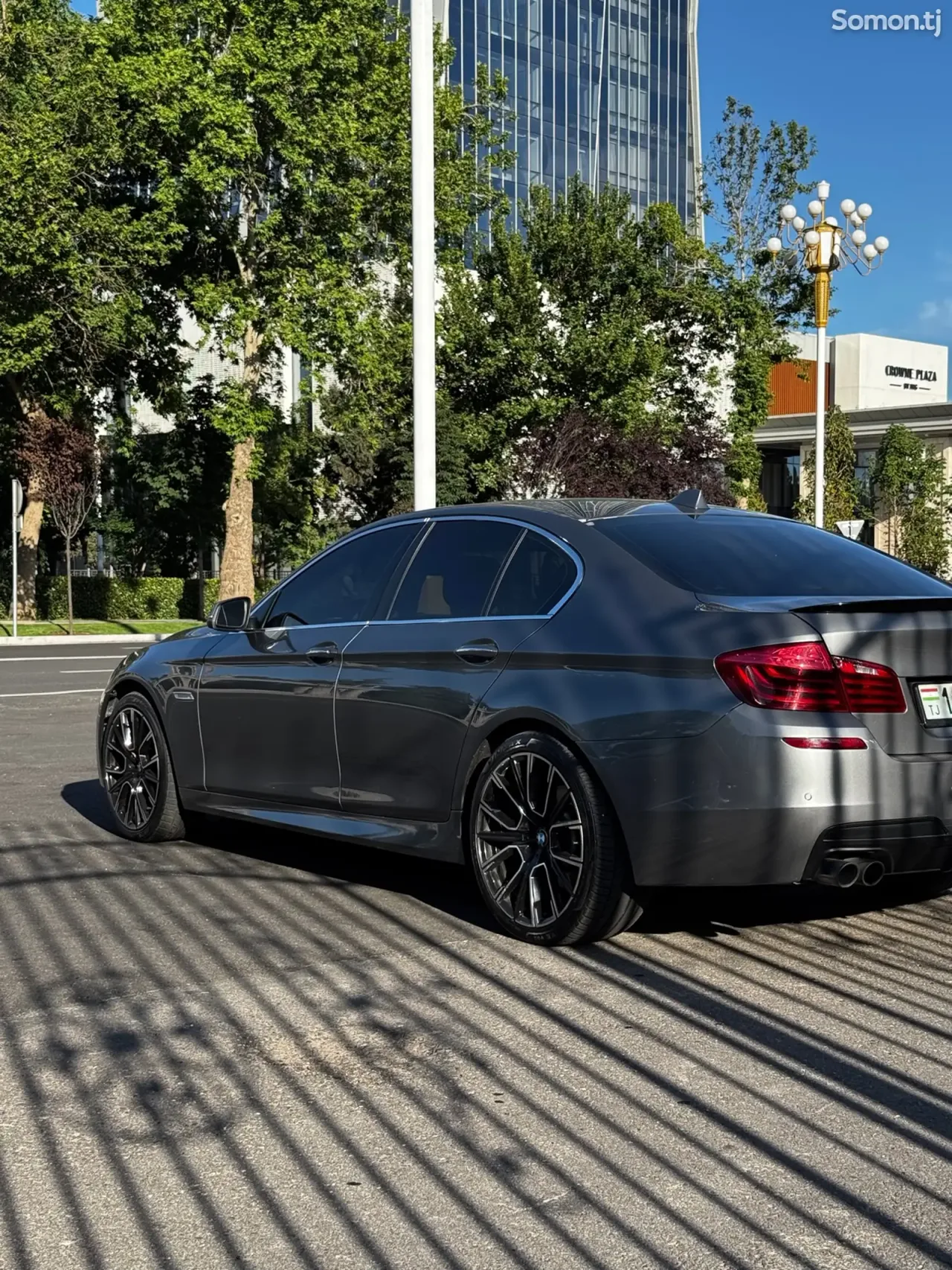BMW 5 series 2014 · 2.0 AT