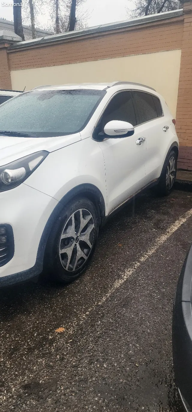 Kia Sportage 2016 · 2.0 AT
