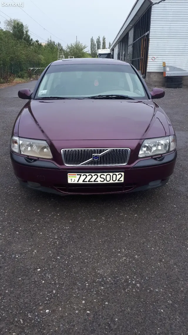 Volvo S80 1999 · 1.8 MT