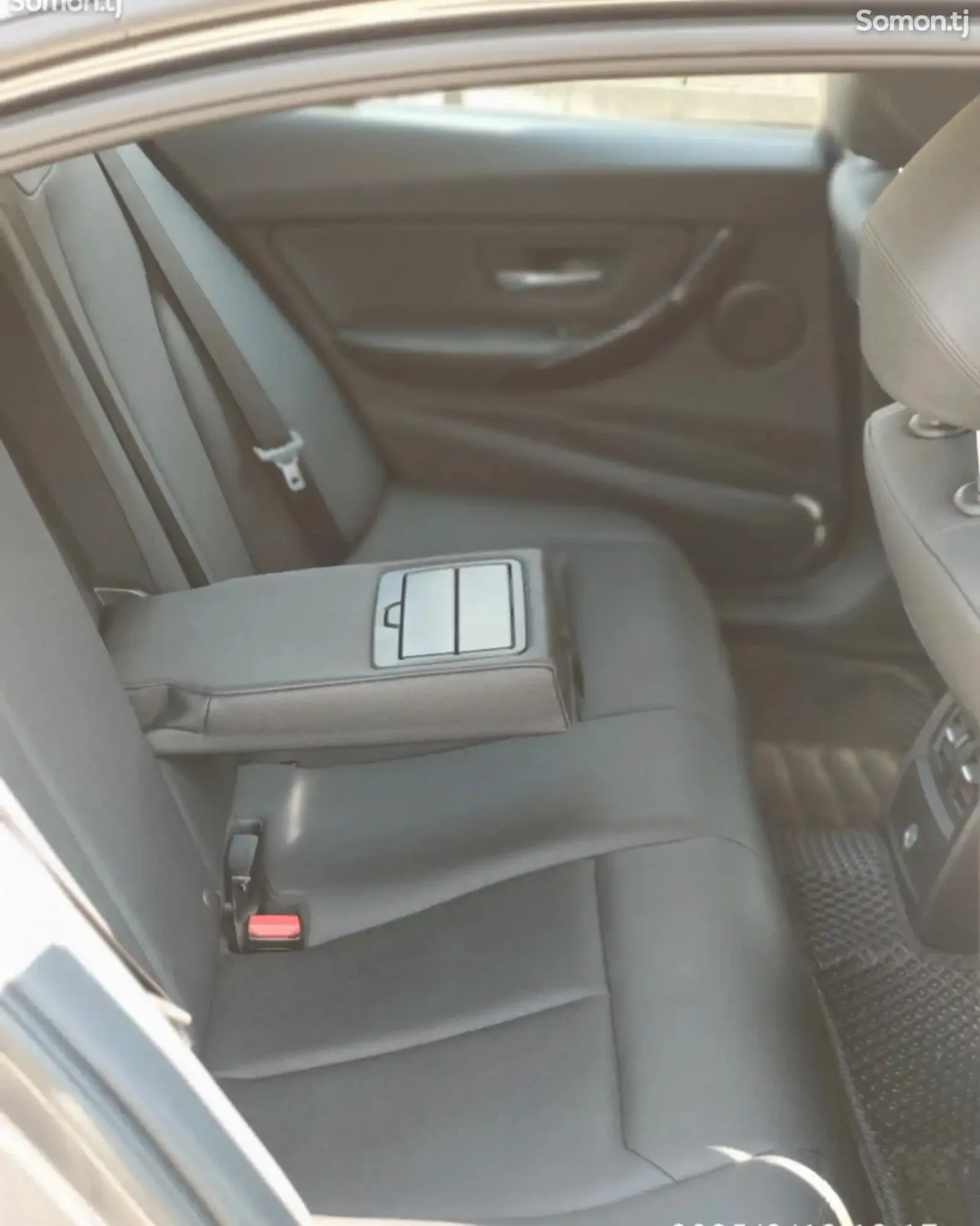 BMW 3 series 2014 · 2.0 AT