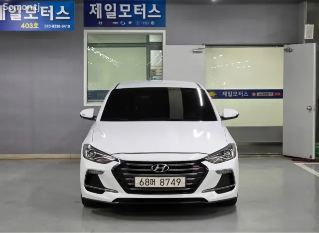 Hyundai Avante 2018 · 1.6 AT