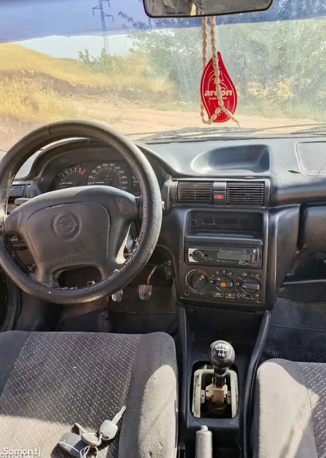 Opel Astra F 1997 · 1.6 MT
