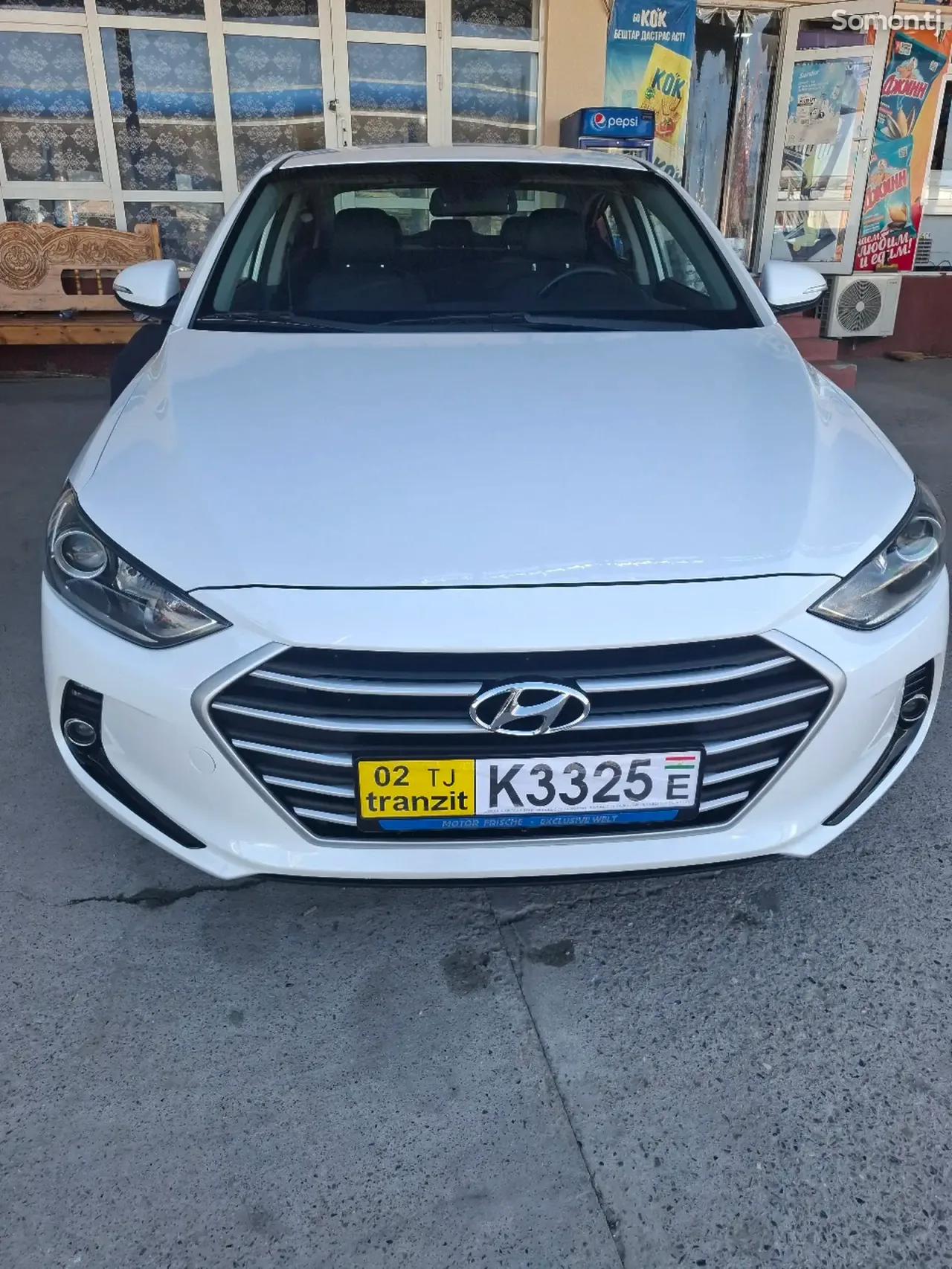 Hyundai Avante 2015 · 1.6 AT