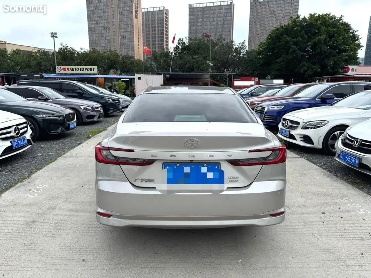 Toyota Camry 2024 · 2.5 AT