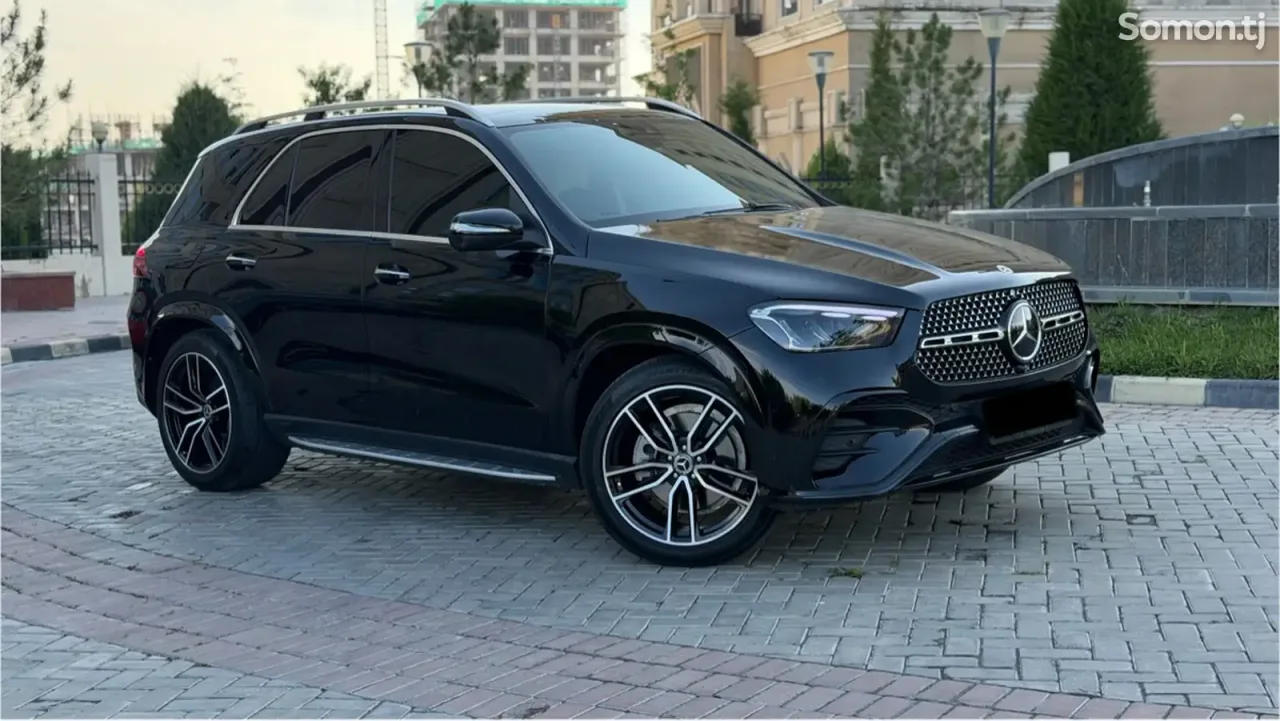 Mercedes-Benz GLE class 2025 · 3.5 AT