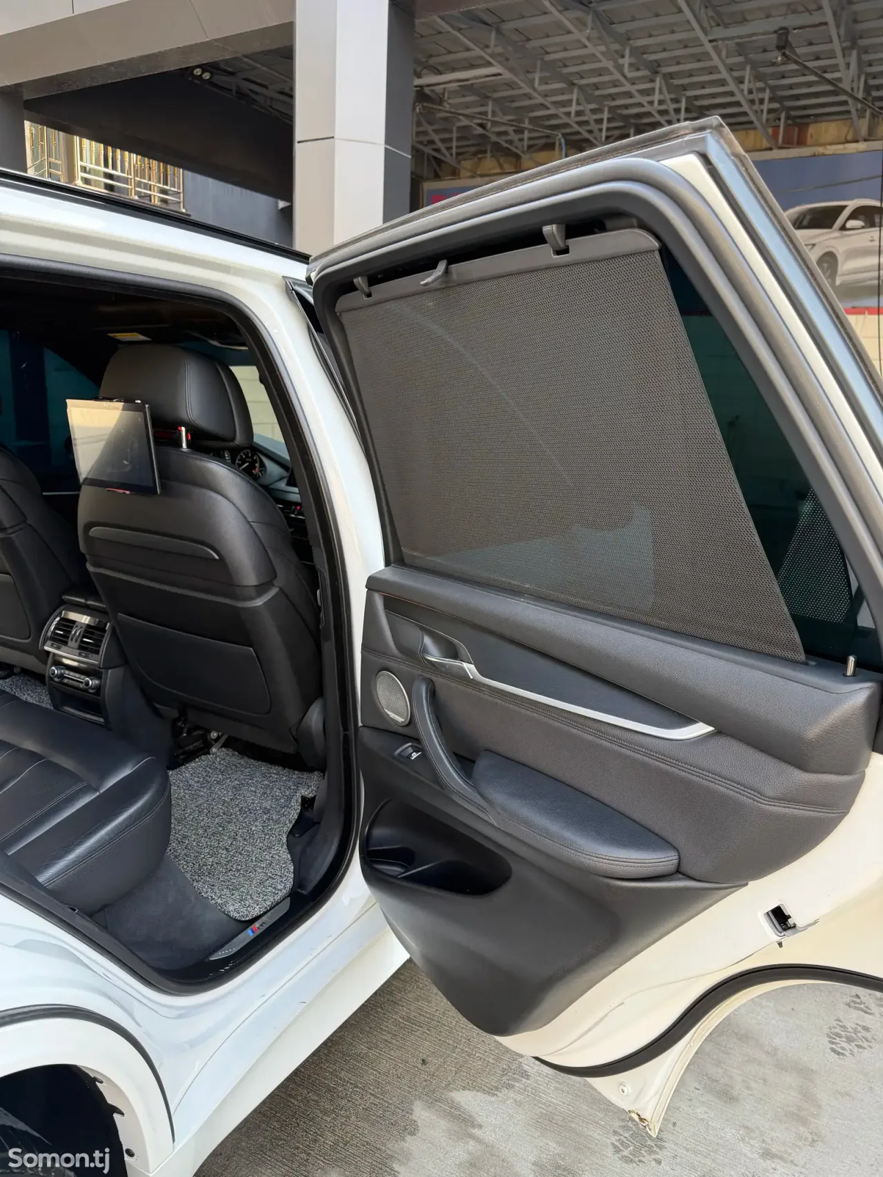 BMW X5 M 2015 · 3.0 AT