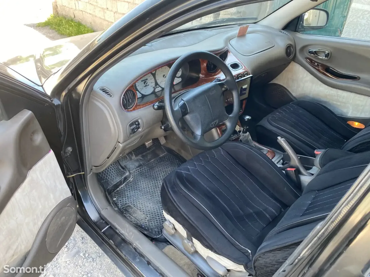 Daewoo Leganza 1999 · 2.0 MT