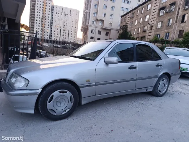 Mercedes-Benz C class 1997 · 1.8 MT