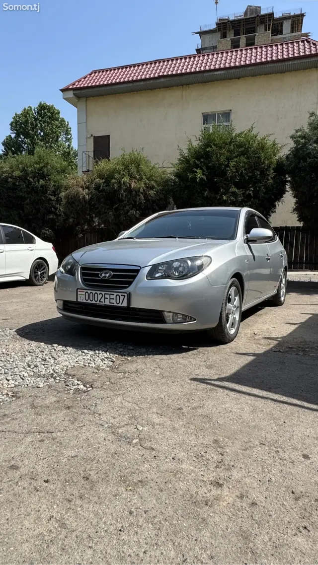 Hyundai Avante 2007 · 1.6 AT