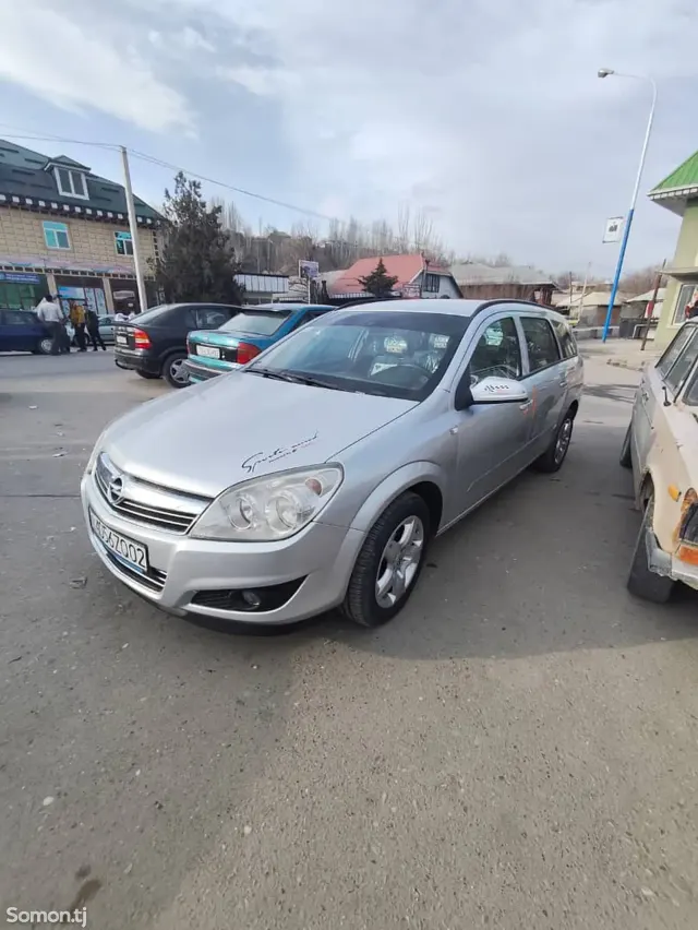 Opel Astra H 2008 · 1.8 MT