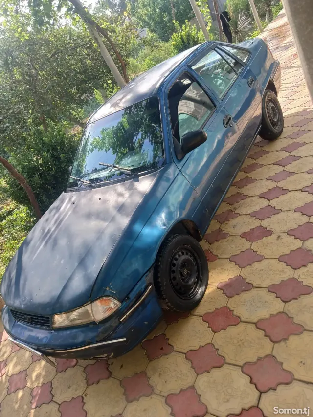 Daewoo Nexia 1999 · 1.6 MT