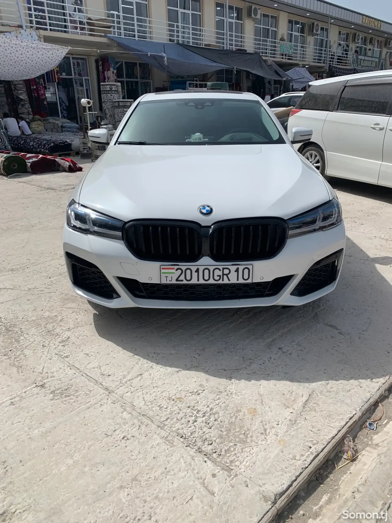 BMW 5 series 2018 · 3.0 AT