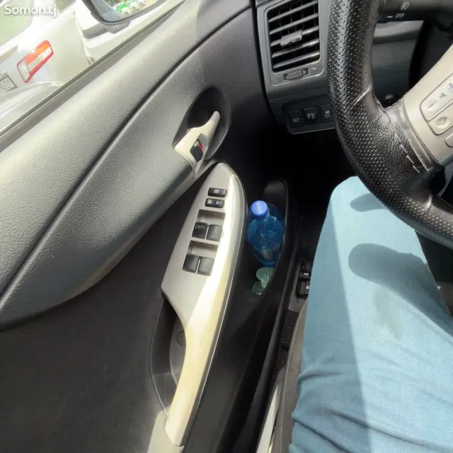 Toyota Corolla 2008 · 1.6 MT