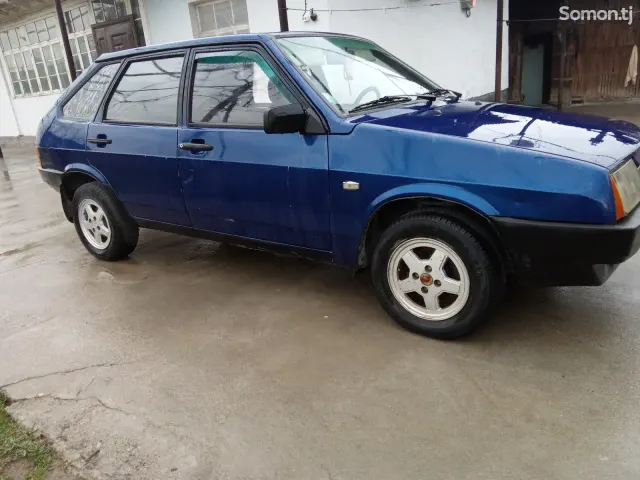 Lada (ВАЗ) 2109 2001 · 1.5 MT