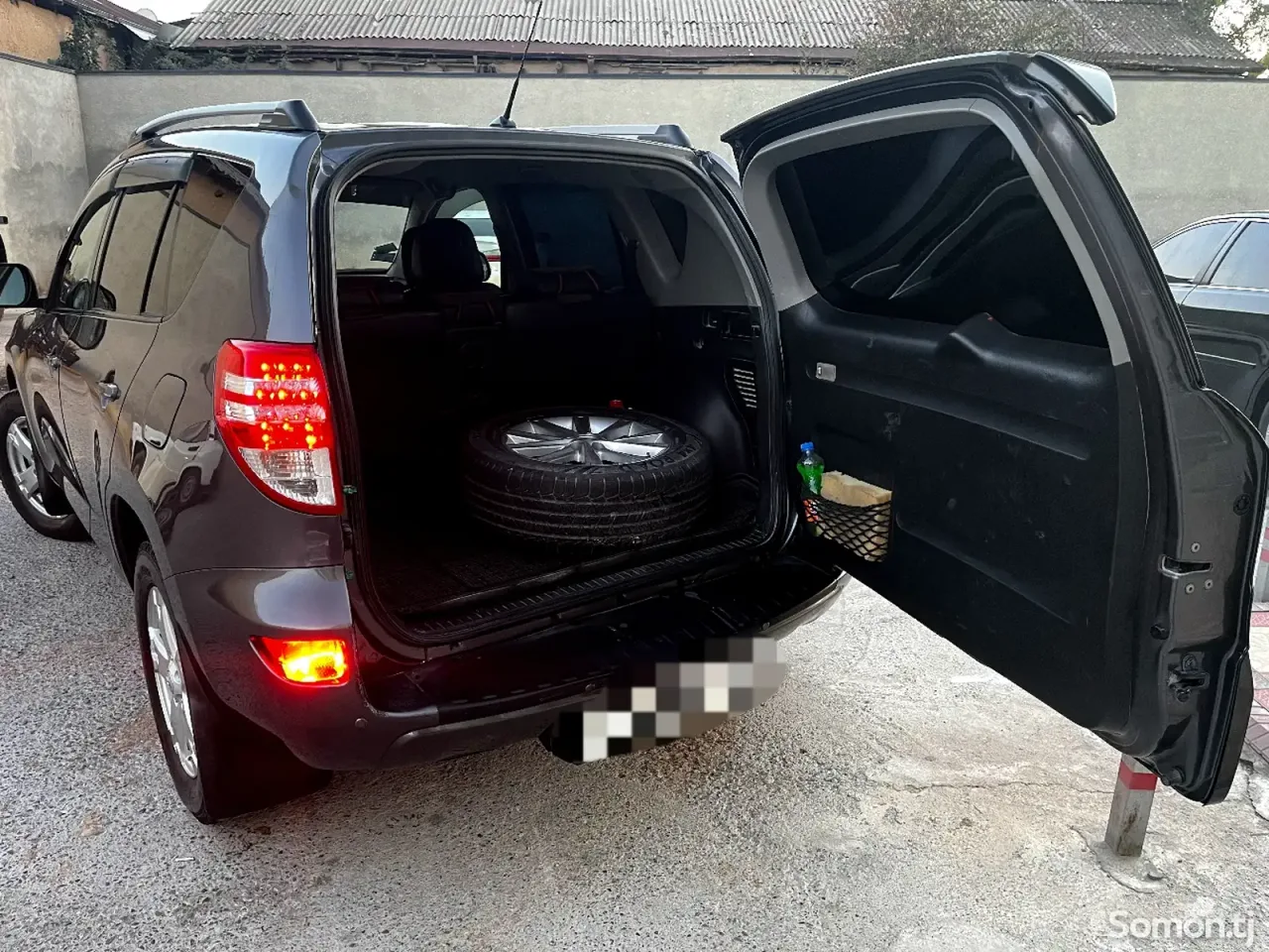 Toyota RAV 4 2012 · 2.0 AT