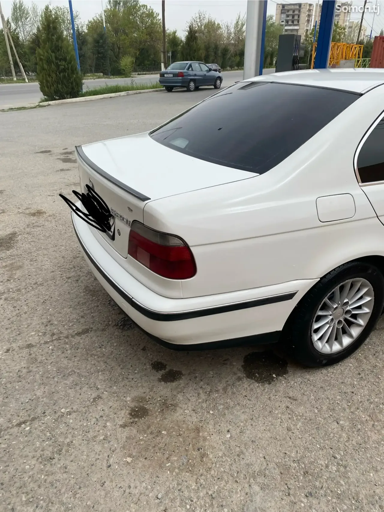 BMW 5 series 1998 · 2.0 AT