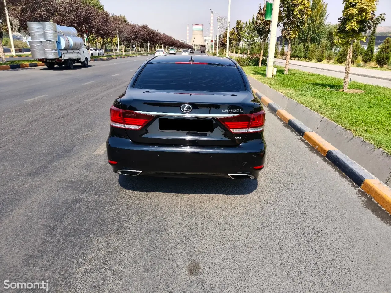 Lexus LS series 2013 · 4.6 AT