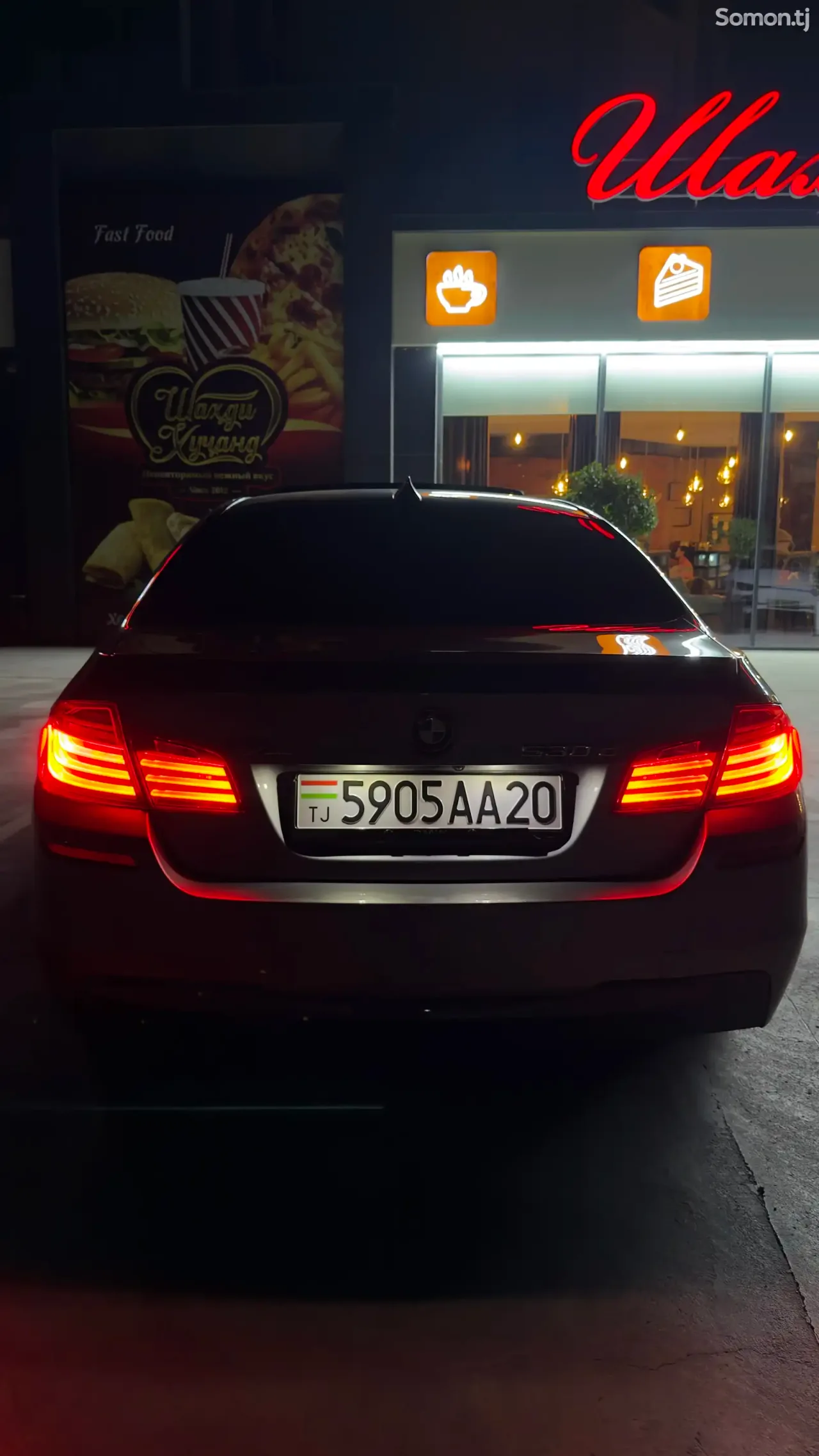 BMW 5 series 2014 · 3.0 AT