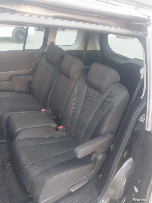 Mazda 5 2014 · 1.6 MT
