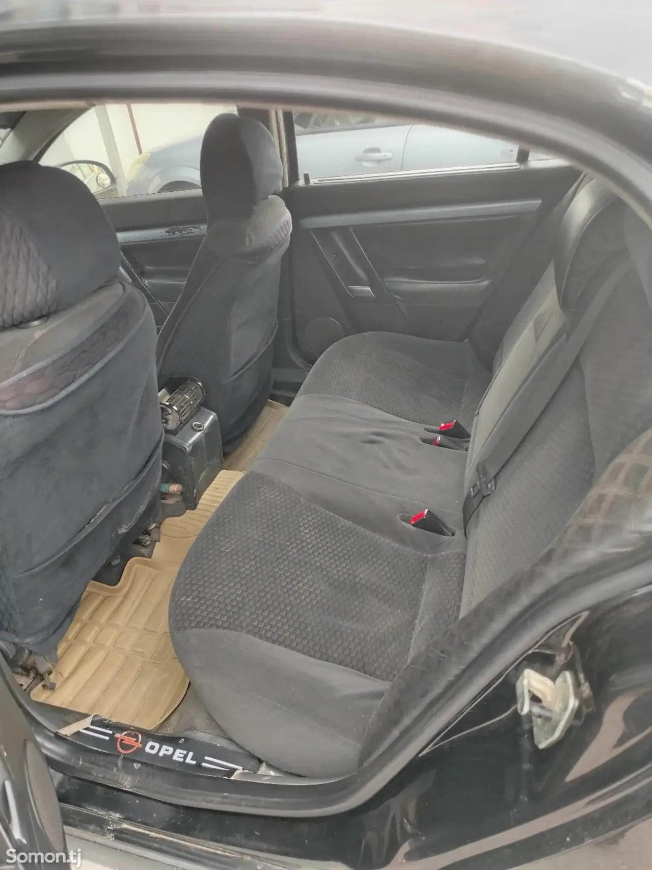 Opel Vectra C 2002 · 2.2 MT