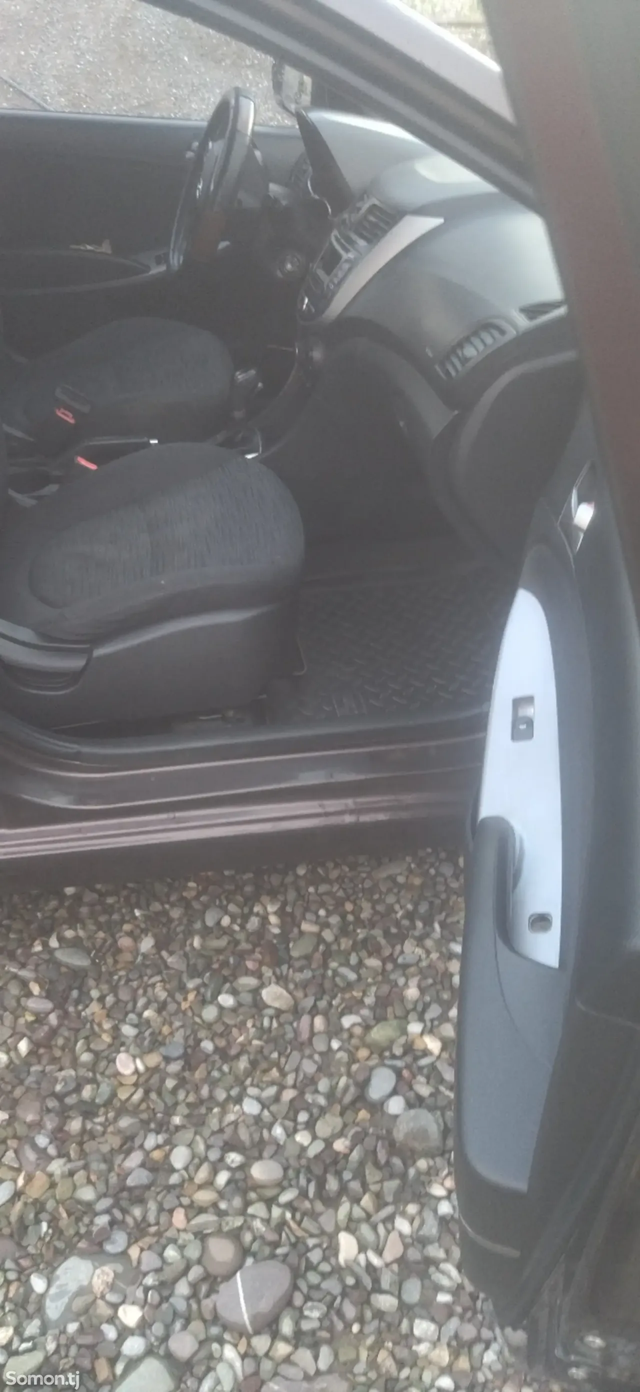 Hyundai Solaris 2015 · 1.6 AT