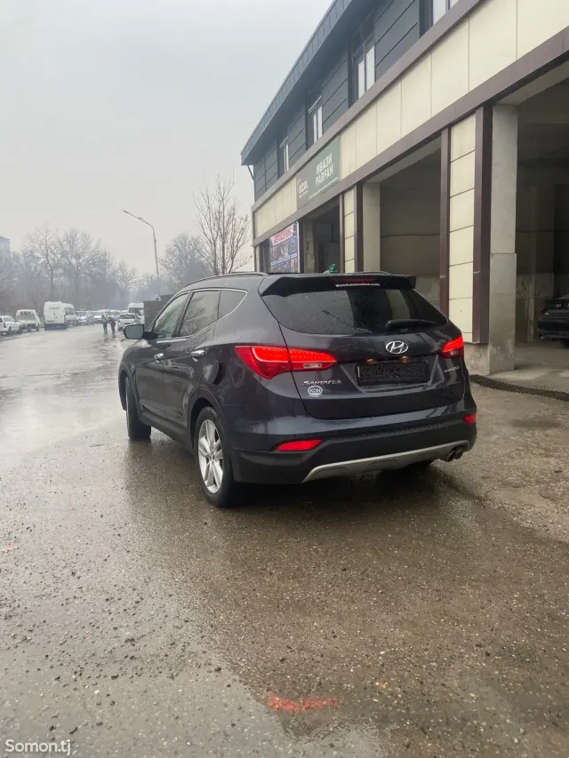 Hyundai Santa Fe 2015 · 2.0 AT