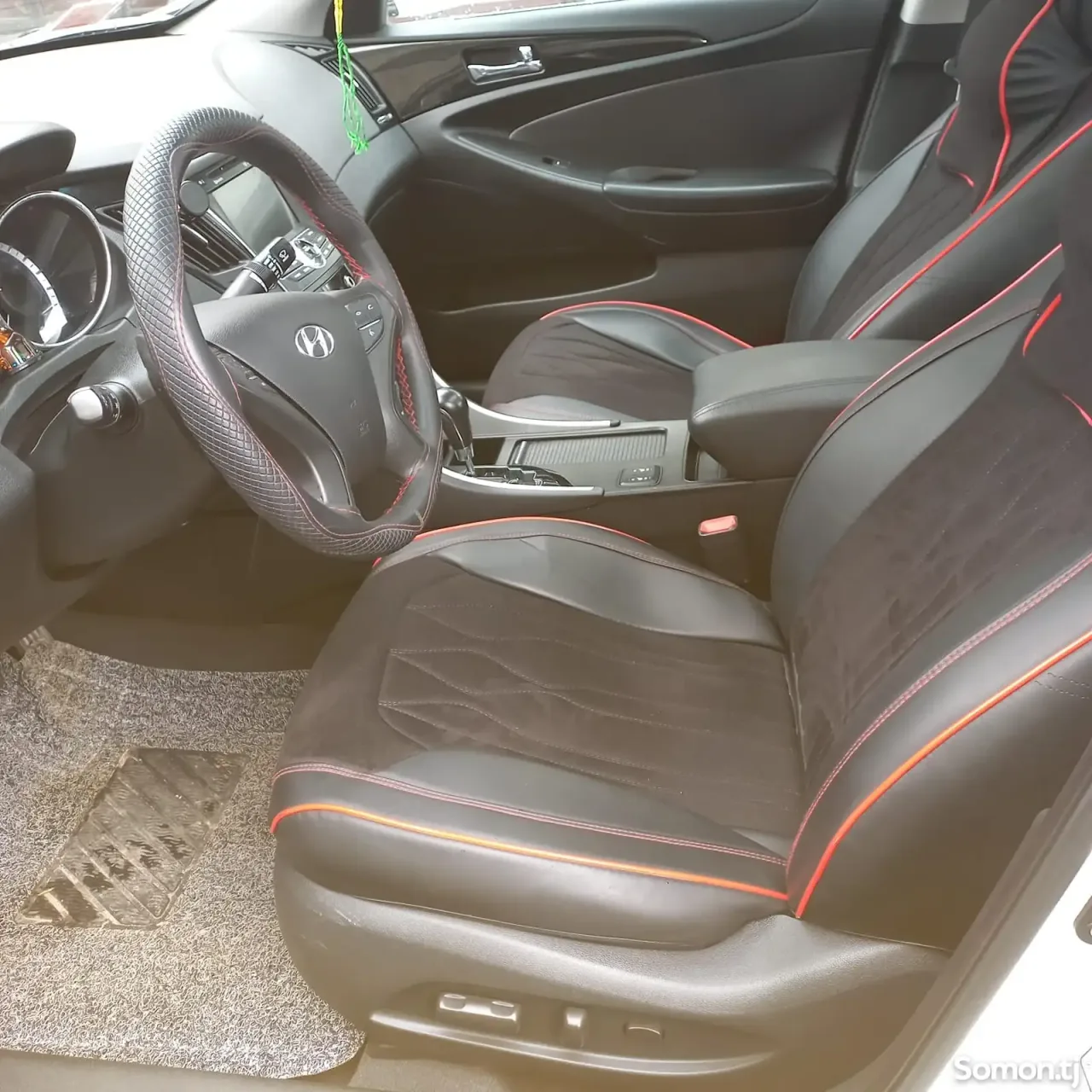 Hyundai Sonata 2010 · 2.0 AT