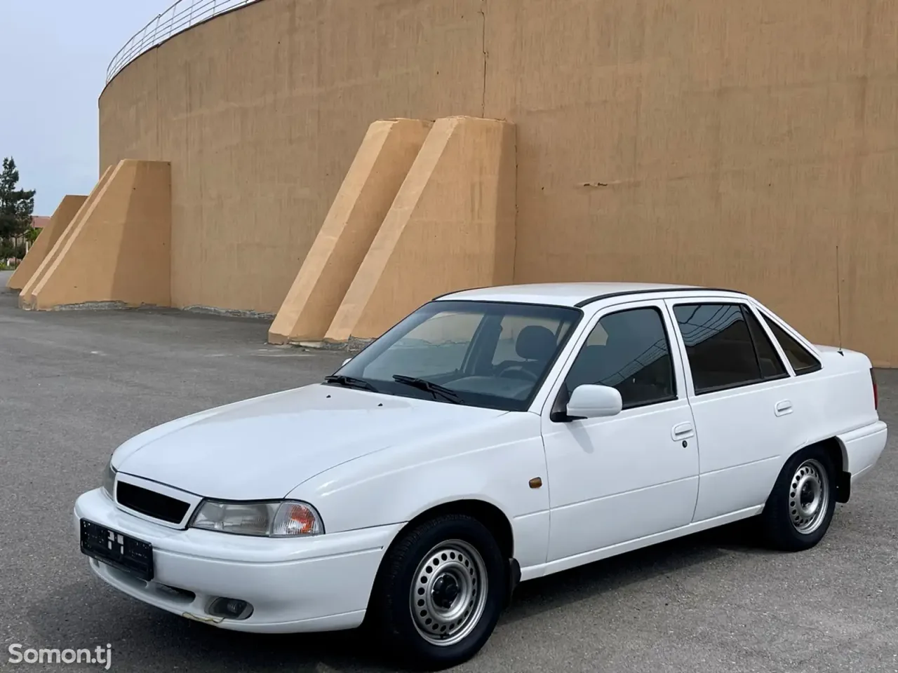 Daewoo Nexia 1996 · 1.6 MT