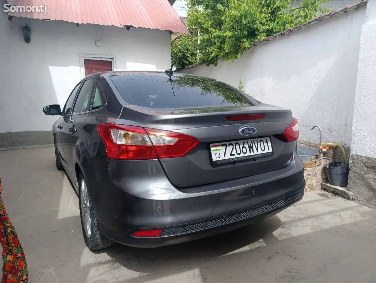 Ford Focus 2012 · 2.0 AMT