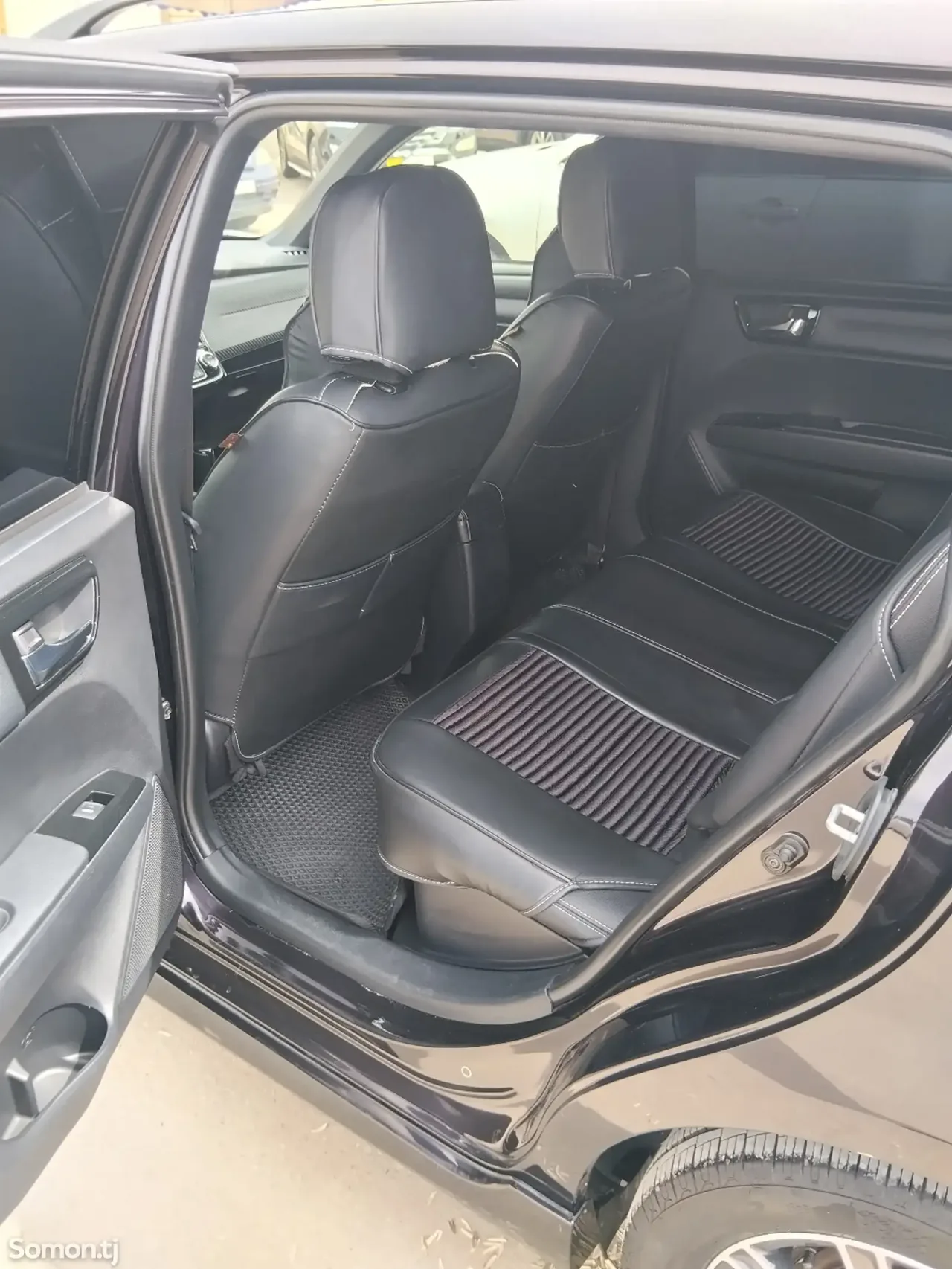 Toyota Fielder 2016 · 1.5 AT