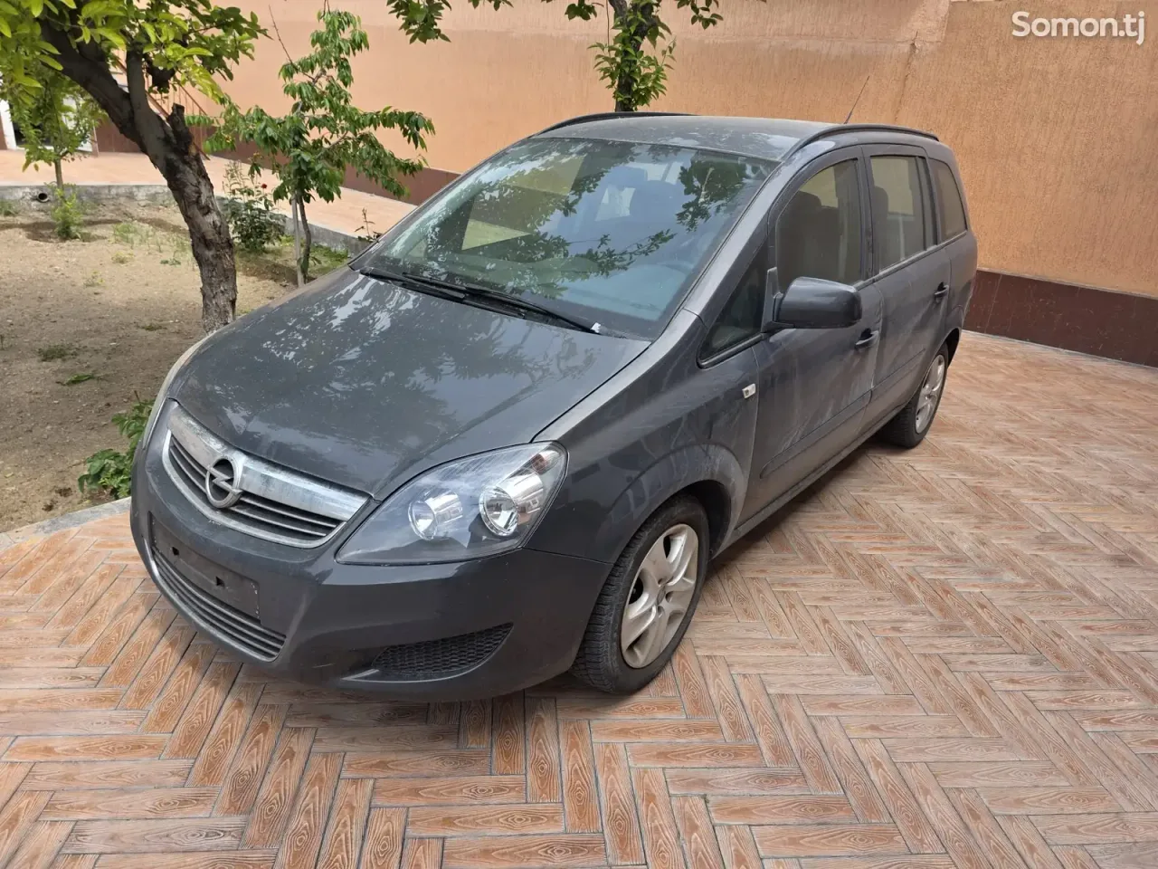 Opel Zafira 2014 · 1.8 MT