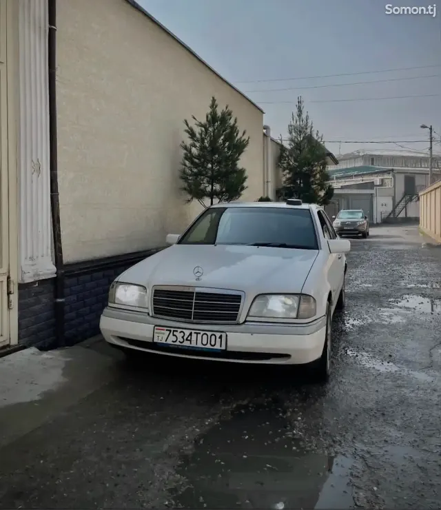 Mercedes-Benz C class 1994 · 1.8 MT