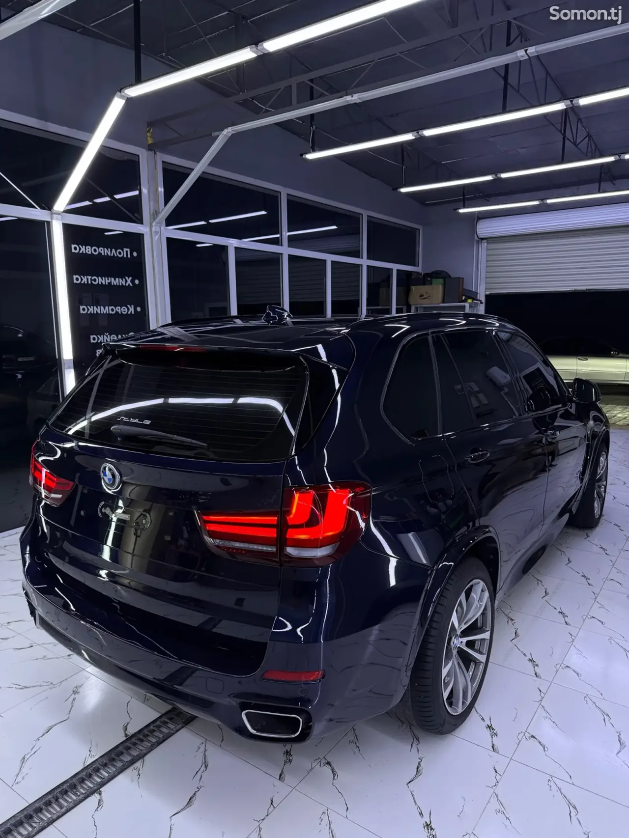 BMW X5 2016 · 4.0 AT