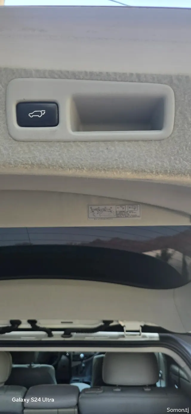 Lexus RX series 2011 · 3.5 AT