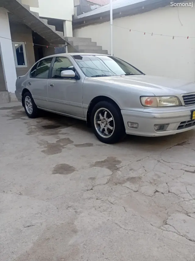 Nissan Maxima 1997 · 2.0 AT
