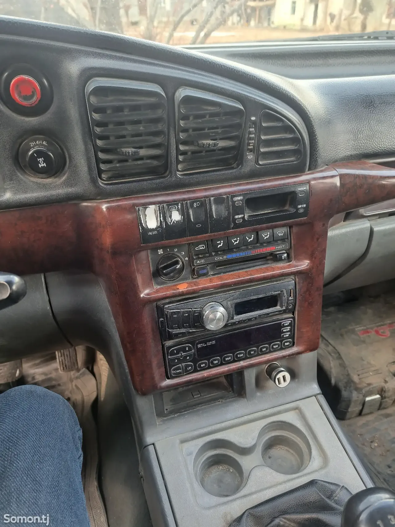 Ssang Yong Musso 1999 · 2.9 MT