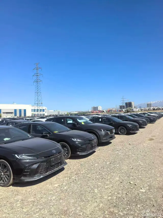 Toyota Camry 2026 · 2.0 AT