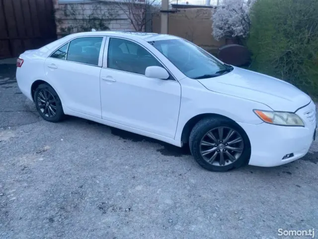 Toyota Camry 2009 · 2.4 AT