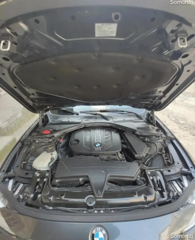 BMW 3 series 2014 · 2.0 AT