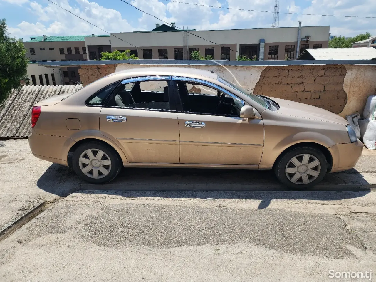 Chevrolet Lacetti 2006 · 1.6 MT