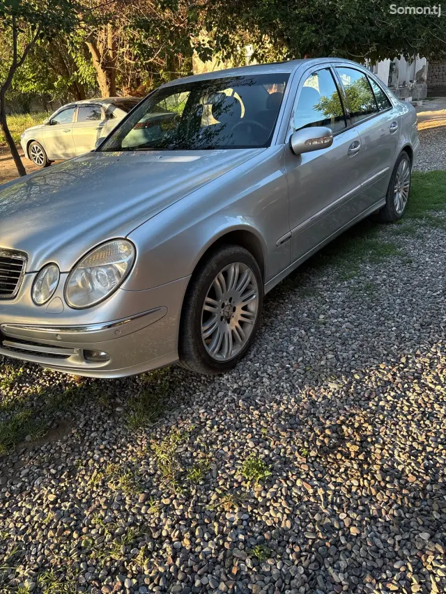Mercedes-Benz E class 2006 · 2.8 AT