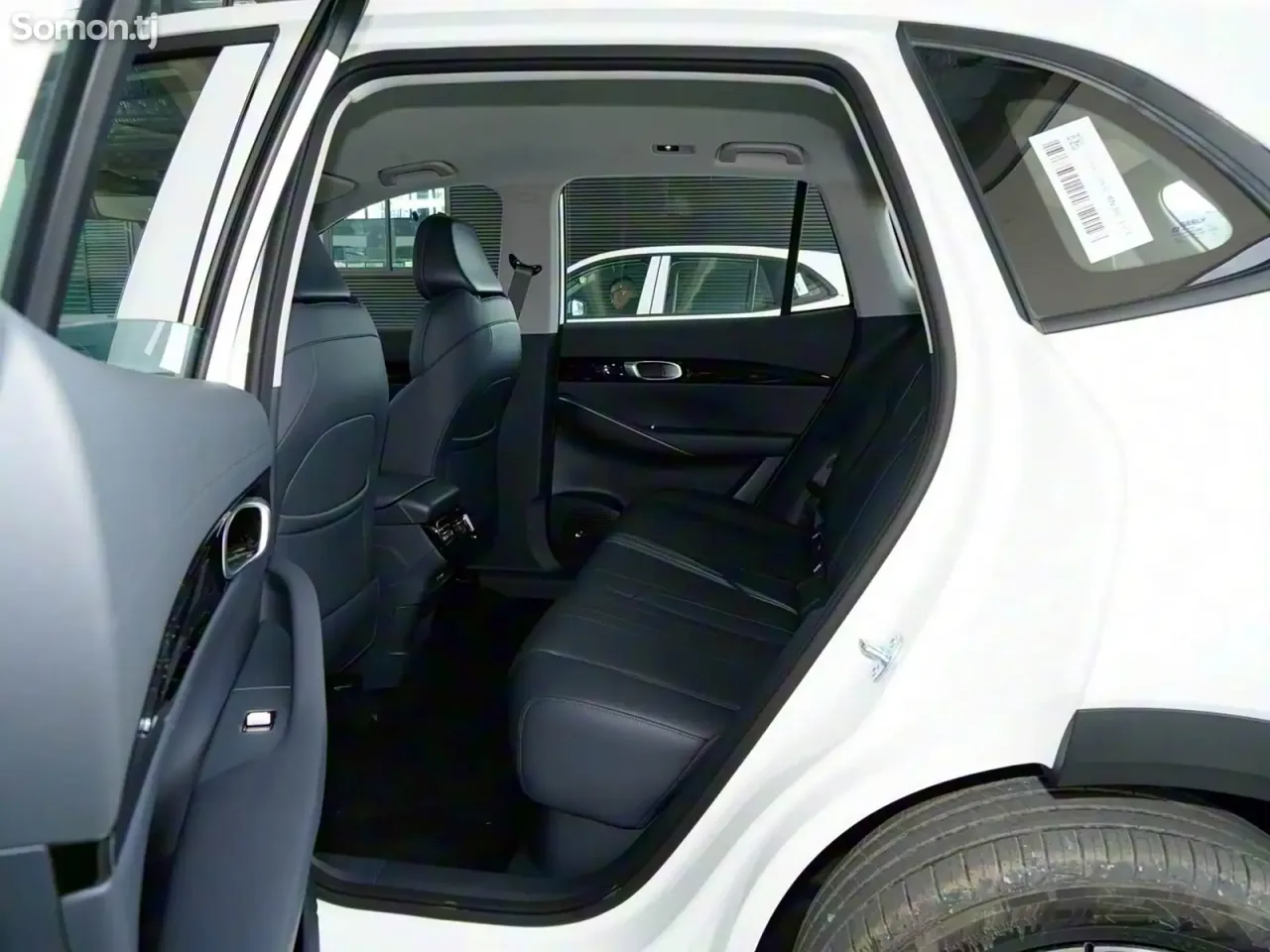 Geely Galaxy E5 2025 · AT