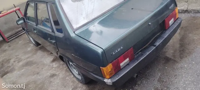 Lada (ВАЗ) 21099 2004 · 1.5 MT
