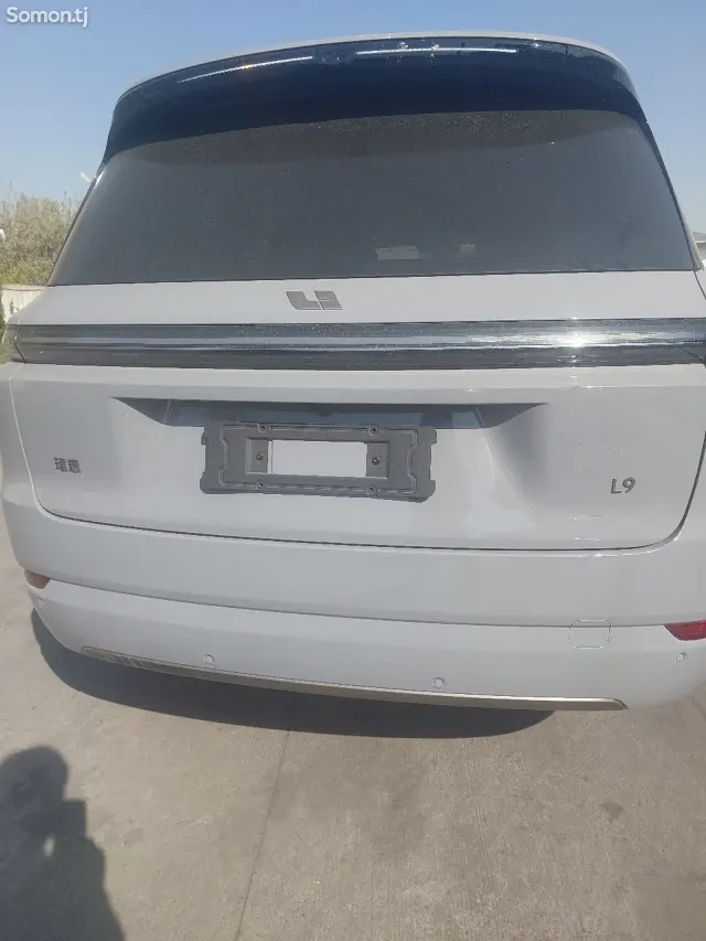 Li Auto (Lixiang) L9 2025 · 2.5 AMT