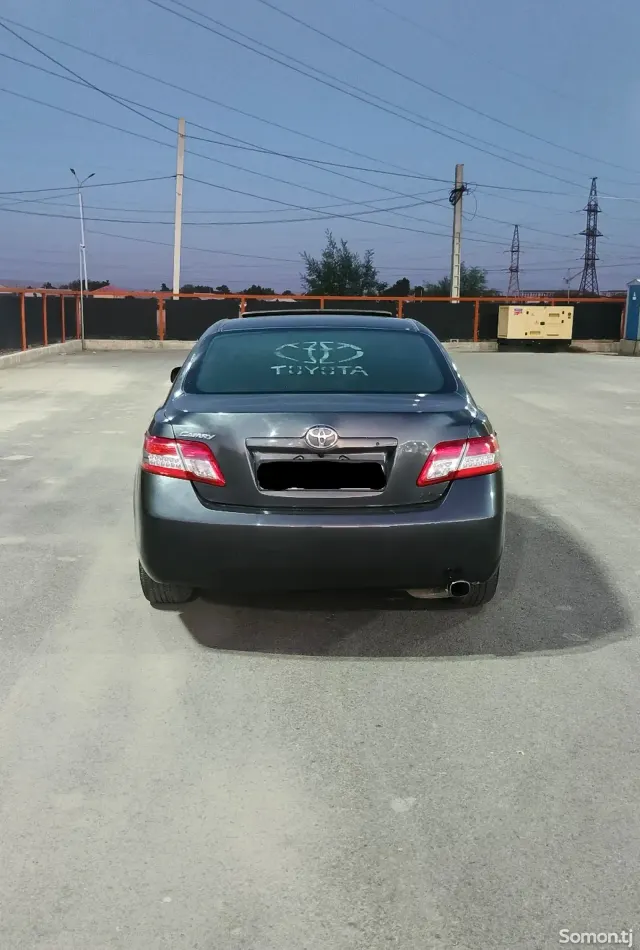Toyota Camry 2009 · 2.4 AT