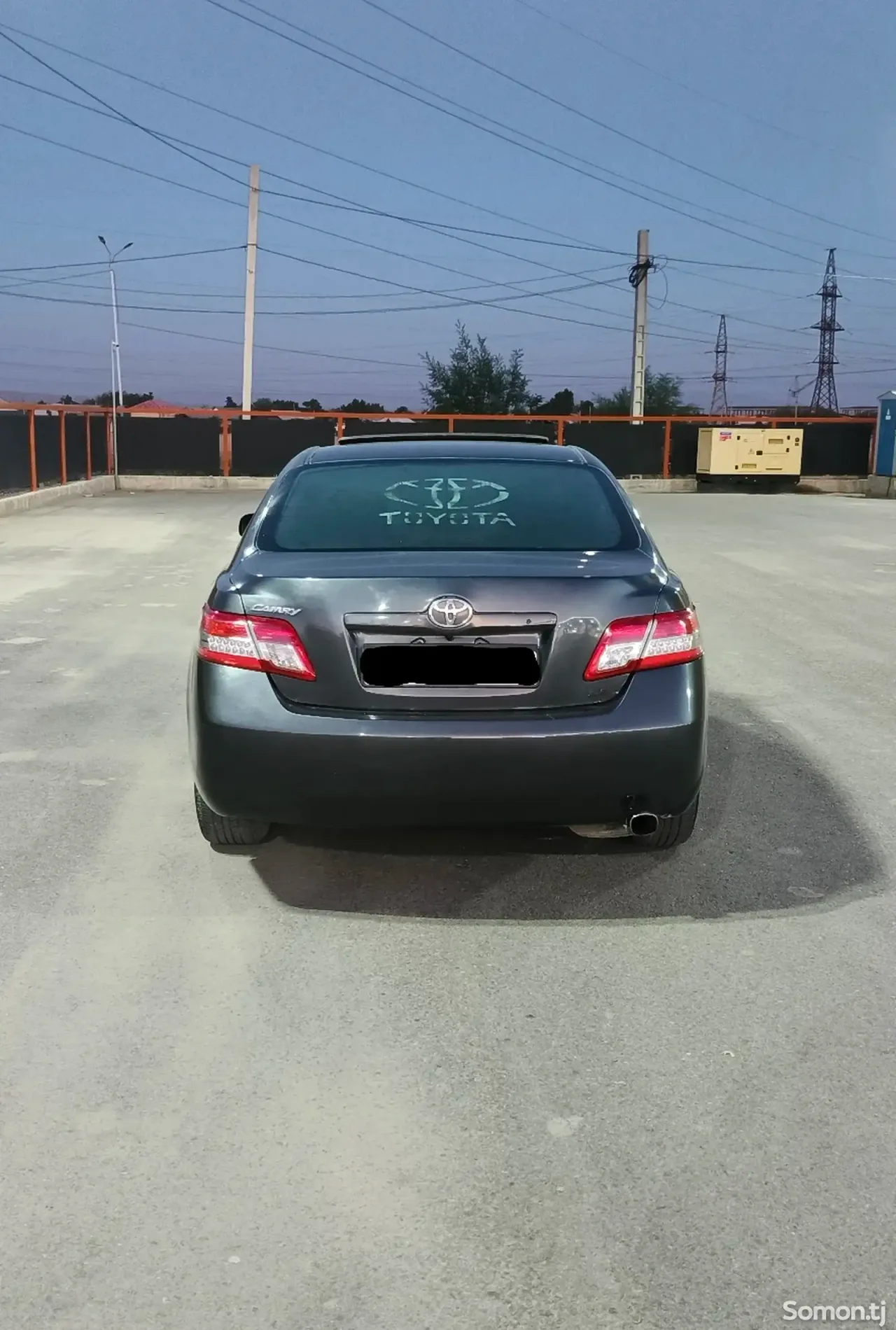 Toyota Camry 2009 · 2.4 AT