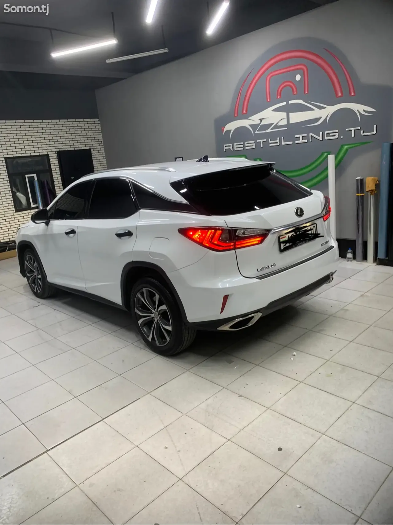 Lexus RX series 2017 · 3.5 AT