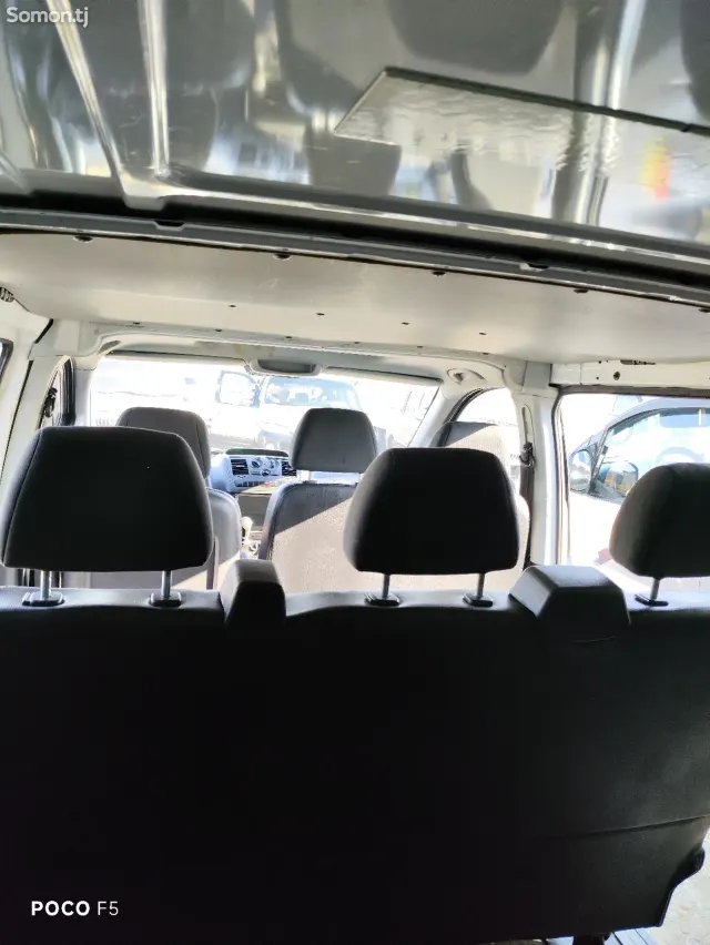 Mercedes-Benz Viano 2014 · 2.2 MT