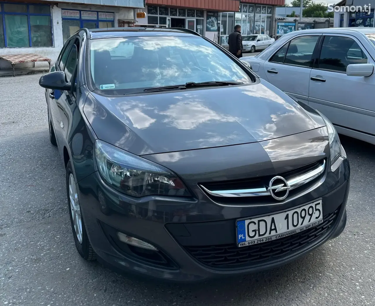 Opel Astra J 2015 · 1.4 AT
