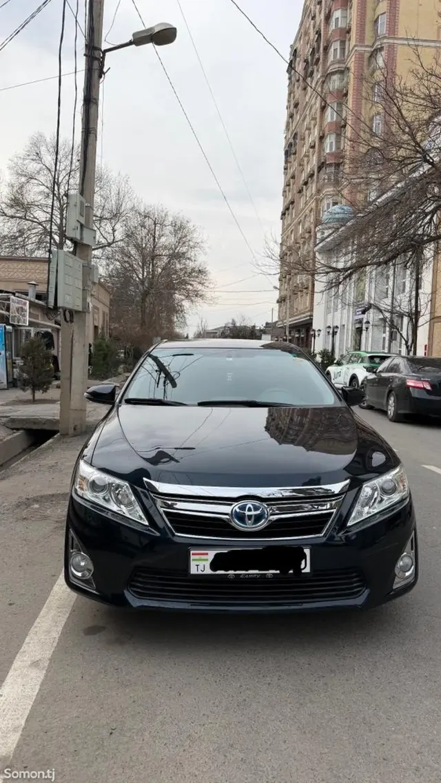 Toyota Camry 2015 · 2.5 AT